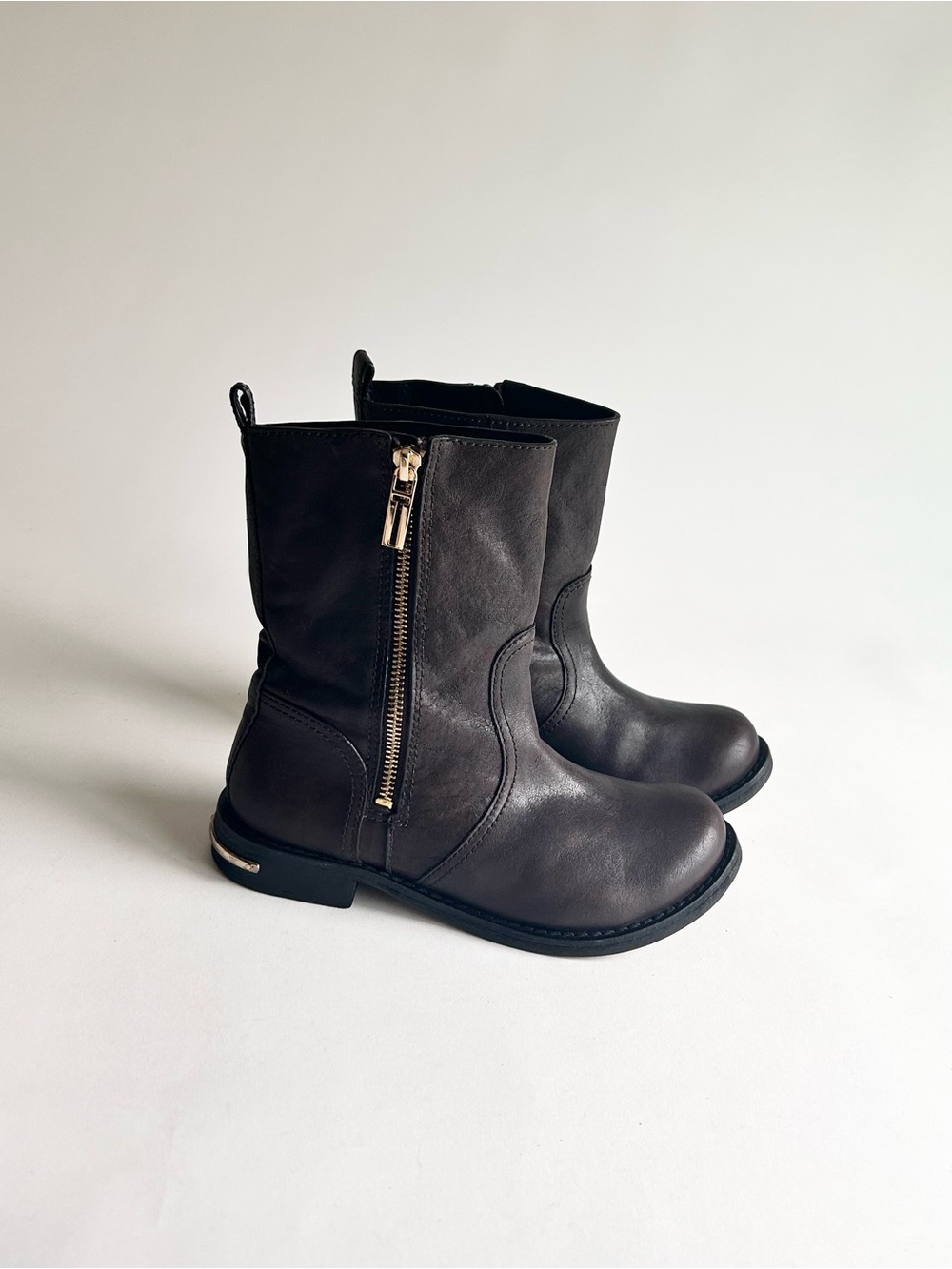 Tory Burch Brown Chocolate Genuine Leather Lining Outsole Ankle Boots size 5.5